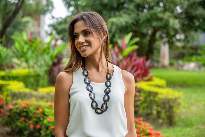 Yoli Necklace
