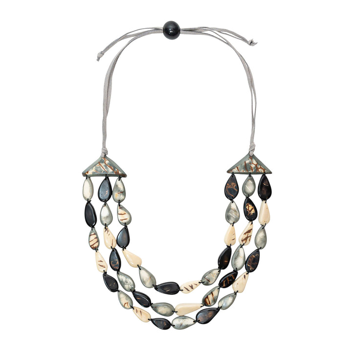 Lys Necklace